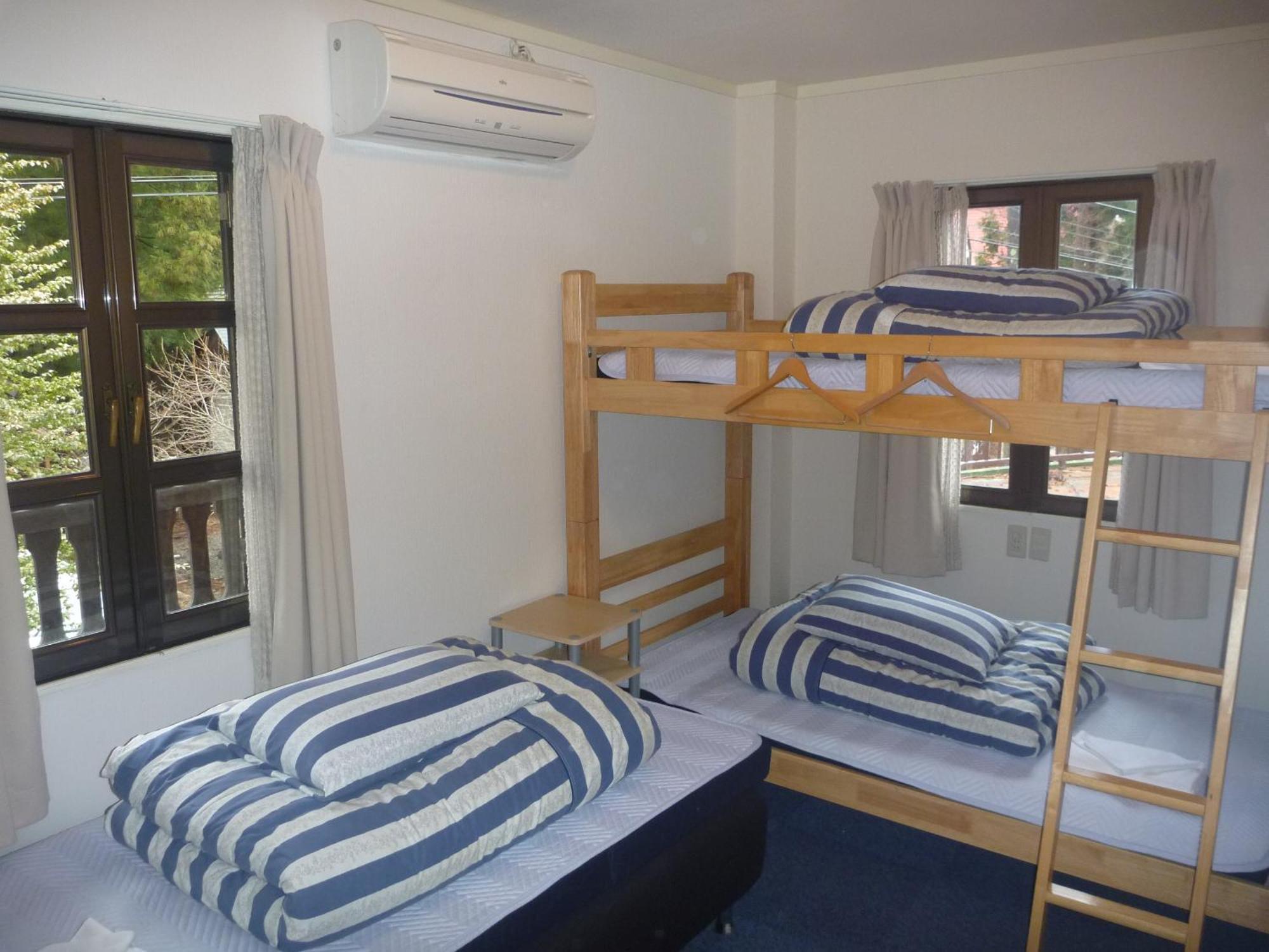 K'S House Hakuba Alps - Travelers Hostel Room photo